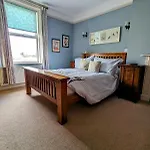 Bed & Breakfast Number 18