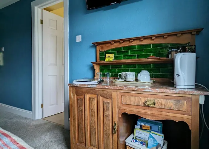 Bed & Breakfast Number 18 3*